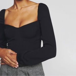 Reformation reign top, size 2